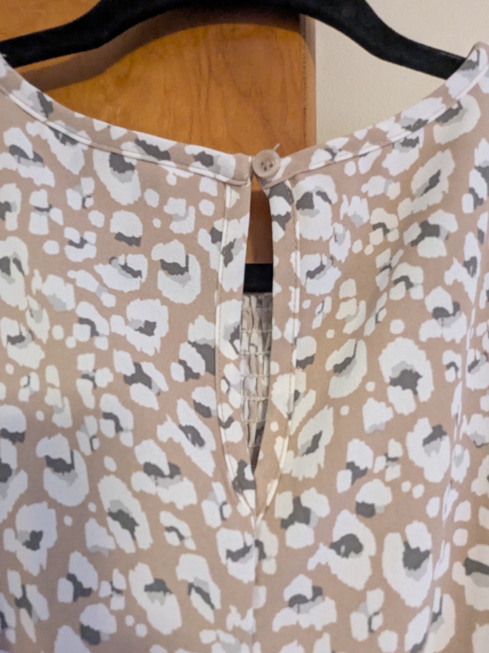 Nine West Beige Animal Print Smocked Peplum Top - Picture 9 of 10